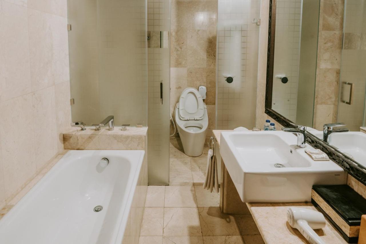קוטה לומבוק Arthur Suites By Mahavilas מראה חיצוני תמונה